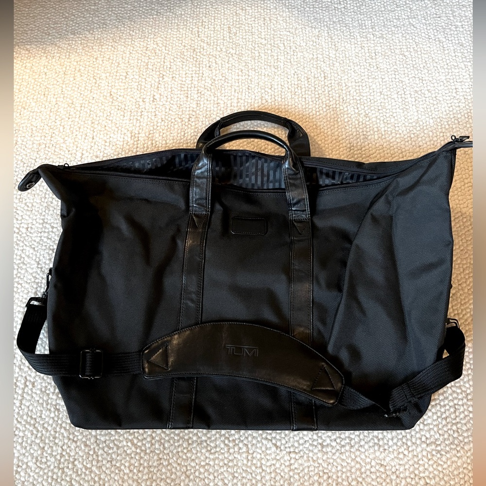 Tumi nylon with leather strap carryon tote